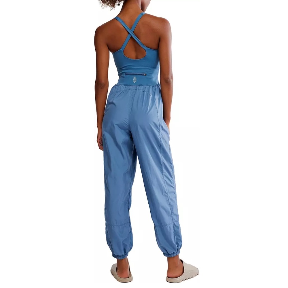 NWOT FREE PEOPLE FP MOVEMENT Women's Righteous
Onesie skyline color - Picture 5 of 5